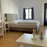 Little Center Golden Roof 12 Apartamento *