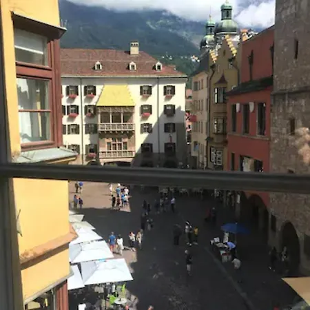 Апартаменти Little Center Golden Roof 12 Інсбрук