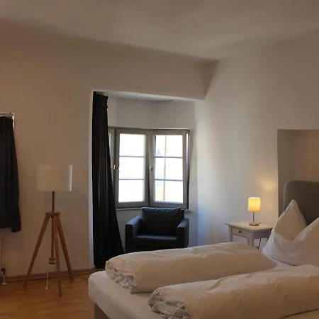 Apartment Little Center Golden Roof 12