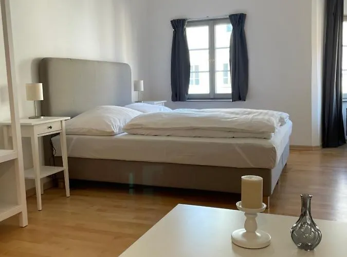 Little Center Golden Roof 12 شقة *